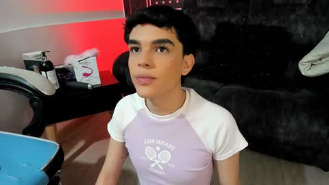 Snapshot of valery_hil chatting on 01/19/25, 08:30 Thomy online show from 01/19/25, 08:30