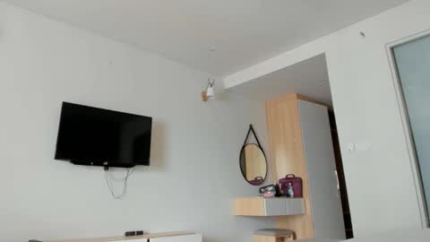 valery_pearson online show from 11/25/25, 09:04