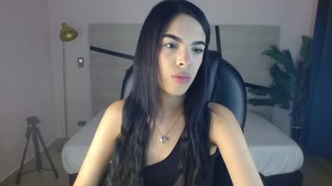 valery_restrepo online show from 07/27/26, 08:38