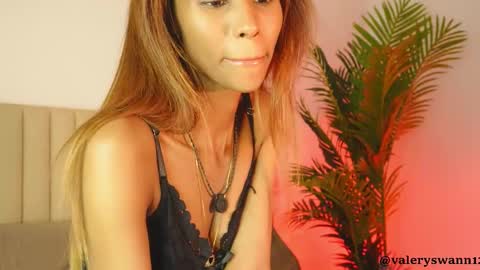 Valery swan1 online show from 10/24/25, 04:20