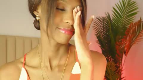 Snapshot of valery_swan1 chatting on 12/15/25, 01:59 Valery swan1 online show from 12/15/25, 01:59