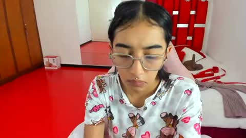 Snapshot of valery_taylor_1 chatting on 06/18/26, 01:06 valery online show from 06/18/26, 01:06