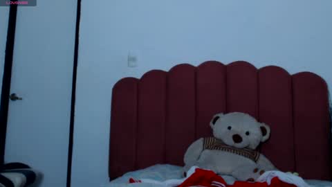 B V Naughty online show from 01/14/25, 12:33