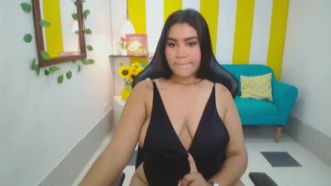 Snapshot of valerybliss_ chatting on 03/31/26, 11:38 Valery online show from 03/31/26, 11:38