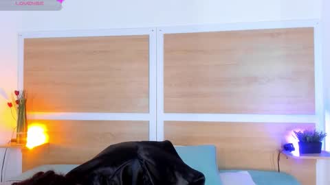 Valery  online show from 10/24/25, 12:12