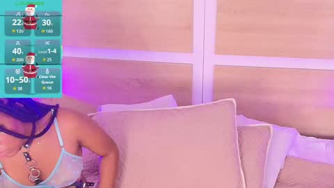 Snapshot of valerycortezm chatting on 11/24/25, 01:33 Valery online show from 11/24/25, 01:33