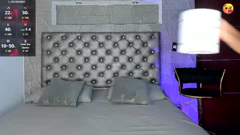 Snapshot of valerydiamond_ chatting on 07/23/26, 01:58 Valery online show from 07/23/26, 01:58