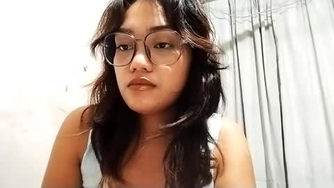 Snapshot of valerykramer chatting on 04/04/26, 11:18 valerykramer online show from 04/04/26, 11:18