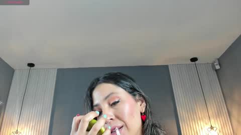 Carla online show from 03/06/25, 11:03