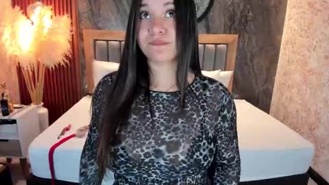 Valerie Shadey  online show from 11/28/25, 08:55