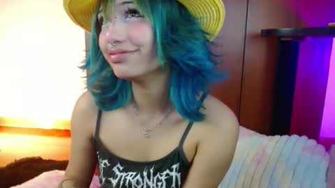 zoe online show from 04/17/26, 08:17