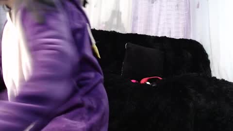 Snapshot of valerysnow_ chatting on 01/26/25, 04:09 Valery online show from 01/26/25, 04:09