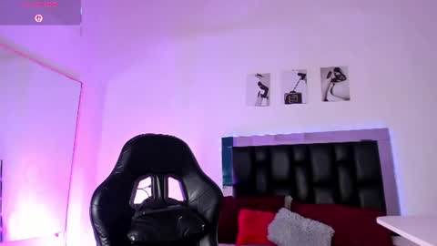 Snapshot of valeryts1 chatting on 07/17/26, 06:35 ValeryTs1 online show from 07/17/26, 06:35