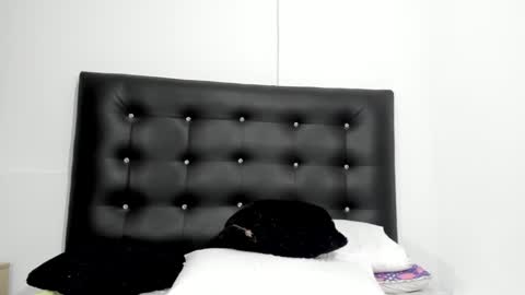 ValeryLeon online show from 01/27/25, 04:33