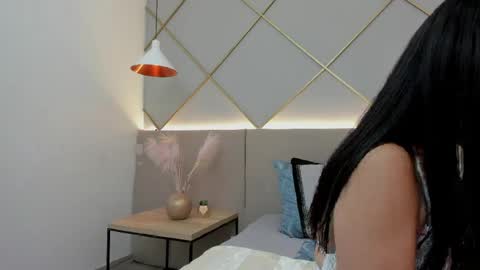 Snapshot of valesantodomingo chatting on 04/02/26, 11:46 Sofia online show from 04/02/26, 11:46