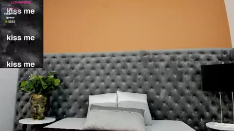 Snapshot of valesantodomingo chatting on 06/15/26, 10:12 Sofia online show from 06/15/26, 10:12