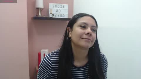 Snapshot of valevicious chatting on 05/11/26, 02:45 valevicious online show from 05/11/26, 02:45