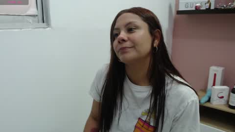 Snapshot of valevicious chatting on 07/02/26, 01:28 valevicious online show from 07/02/26, 01:28
