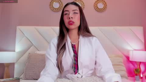 Snapshot of valeygomez chatting on 04/09/26, 02:55 Valey online show from 04/09/26, 02:55