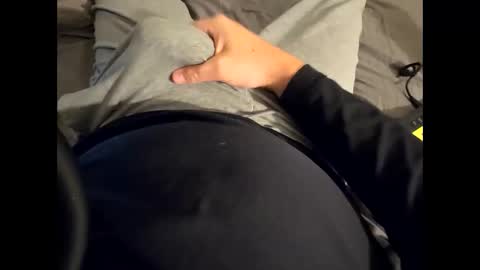 Snapshot of valhal2020 chatting on 09/27/25, 04:39 Valhal online show from 09/27/25, 04:39