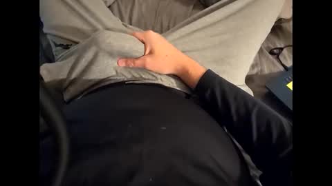 Snapshot of valhal2020 chatting on 10/02/25, 01:34 Valhal online show from 10/02/25, 01:34