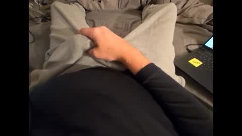 Snapshot of valhal2020 chatting on 10/13/25, 03:50 Valhal online show from 10/13/25, 03:50