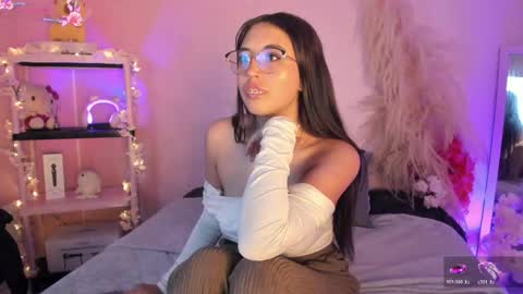 Snapshot of valk_diaz chatting on 05/12/26, 06:21 Valk online show from 05/12/26, 06:21