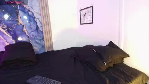 valkiria_09_ online show from 11/04/25, 03:27