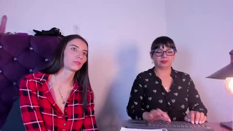 Valkiria and Dione online show from 02/09/26, 07:51