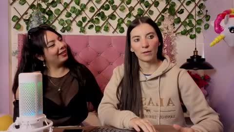 Snapshot of valkiria_and_dione chatting on 04/11/26, 07:29 Valkiria and Dione online show from 04/11/26, 07:29