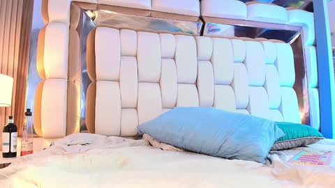 Valkiria moore  online show from 01/05/25, 04:16