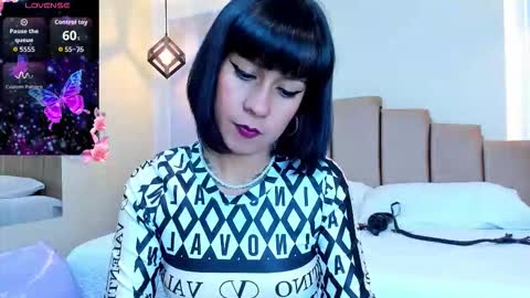 Snapshot of valkiria_wine chatting on 03/09/26, 12:53 Valki online show from 03/09/26, 12:53