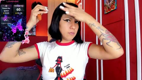 Snapshot of valkiria_wine chatting on 04/09/26, 12:54 Valki online show from 04/09/26, 12:54