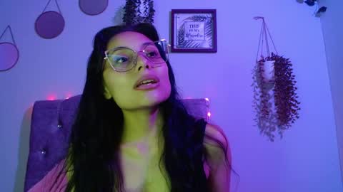 valkiry_ online show from 04/04/26, 09:56