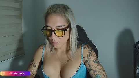 Snapshot of valkyriarose chatting on 03/28/26, 02:22 Isis online show from 03/28/26, 02:22