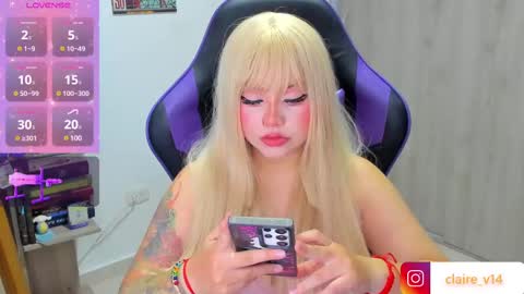 Snapshot of valkyrie_claire chatting on 03/12/25, 01:25 Valkyrie claire online show from 03/12/25, 01:25