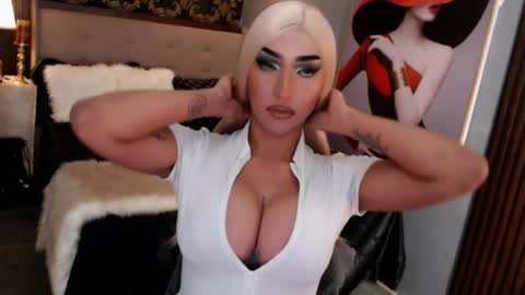 Snapshot of valkyriemajesty chatting on 06/21/26, 08:39 valkyriemajesty online show from 06/21/26, 08:39