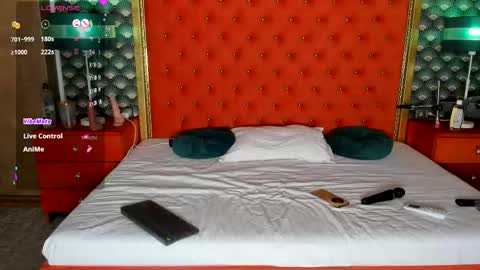 Snapshot of valleriejonnes chatting on 11/28/25, 02:42 Valerie Val V online show from 11/28/25, 02:42