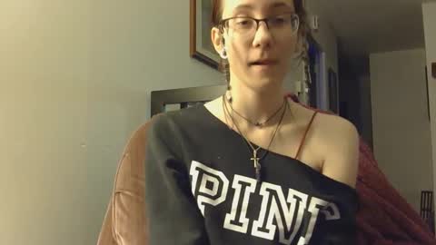 Snapshot of valleriestarr chatting on 01/06/25, 04:15 Vallerie Starr online show from 01/06/25, 04:15