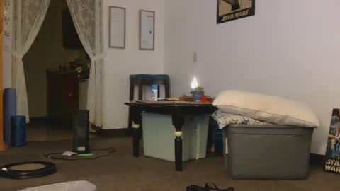 Snapshot of valleriestarr chatting on 02/04/25, 04:15 Vallerie Starr online show from 02/04/25, 04:15