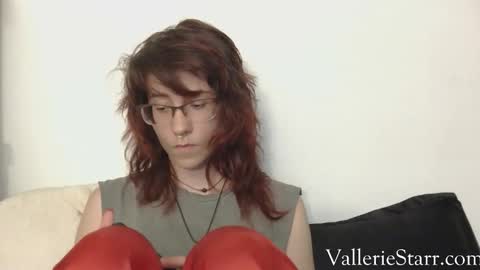 Snapshot of valleriestarr chatting on 10/15/25, 02:55 Vallerie Starr online show from 10/15/25, 02:55