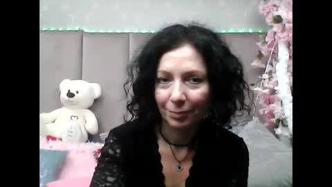 Snapshot of valleriwind chatting on 01/10/25, 01:09 ValleriWind online show from 01/10/25, 01:09