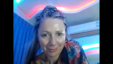 Snapshot of valleriwind chatting on 01/23/25, 05:24 ValleriWind online show from 01/23/25, 05:24