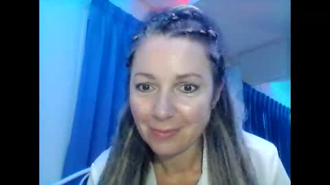 Snapshot of valleriwind chatting on 01/25/25, 12:27 ValleriWind online show from 01/25/25, 12:27