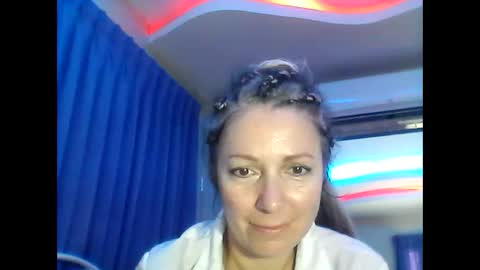 Snapshot of valleriwind chatting on 01/27/25, 05:03 ValleriWind online show from 01/27/25, 05:03