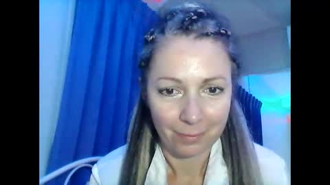 Snapshot of valleriwind chatting on 01/27/25, 08:07 ValleriWind online show from 01/27/25, 08:07