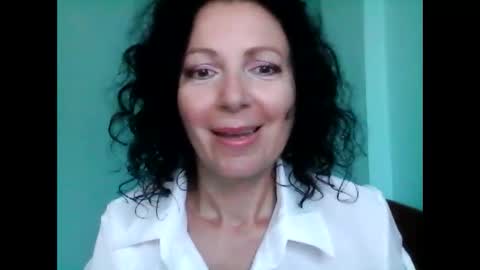 Snapshot of valleriwind chatting on 03/11/25, 12:44 ValleriWind online show from 03/11/25, 12:44