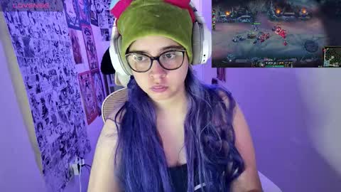 Snapshot of vallolet1_ chatting on 11/24/25, 11:48 Im Violet online show from 11/24/25, 11:48