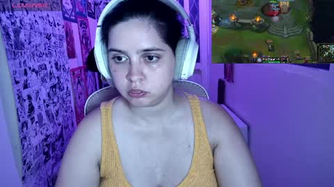 Snapshot of vallolet1_ chatting on 03/29/26, 01:49 Im Violet online show from 03/29/26, 01:49