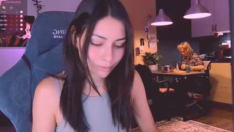 Little Devil online show from 10/18/25, 05:35